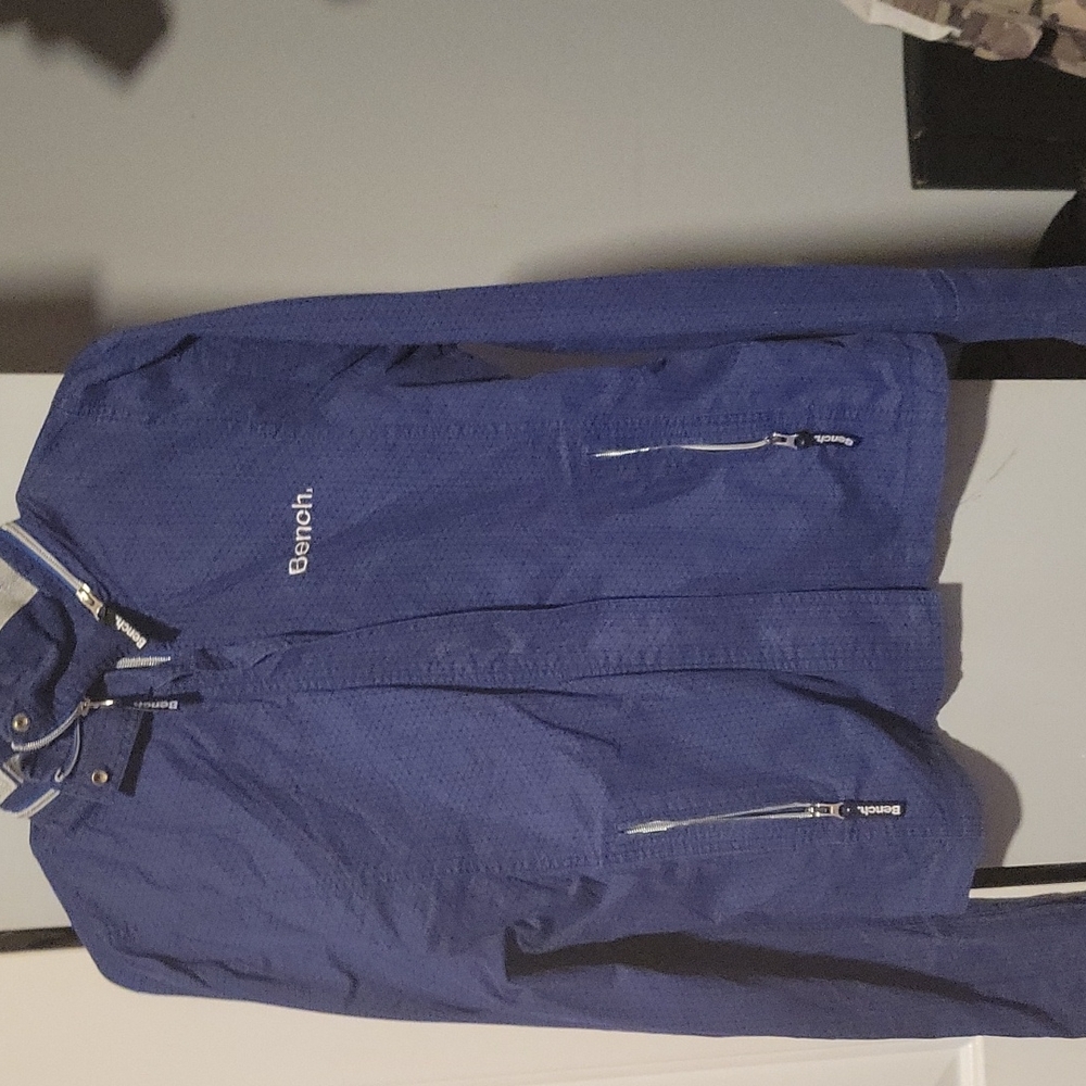 Bench Spring Coat - Picture 1 of 6
